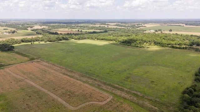 $848,000 | 0 Southwest 90th Lane, Liberal, MO 64762