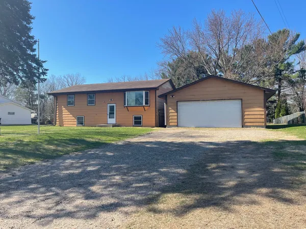 $1 | 2126 175th Avenue Northeast, Ham Lake, MN 55304
