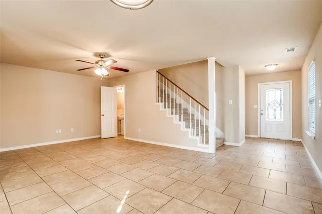 $1,600 | 811 East College Avenue, Princeton, TX 75407