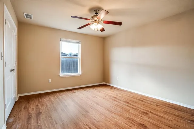 $1,600 | 811 East College Avenue, Princeton, TX 75407