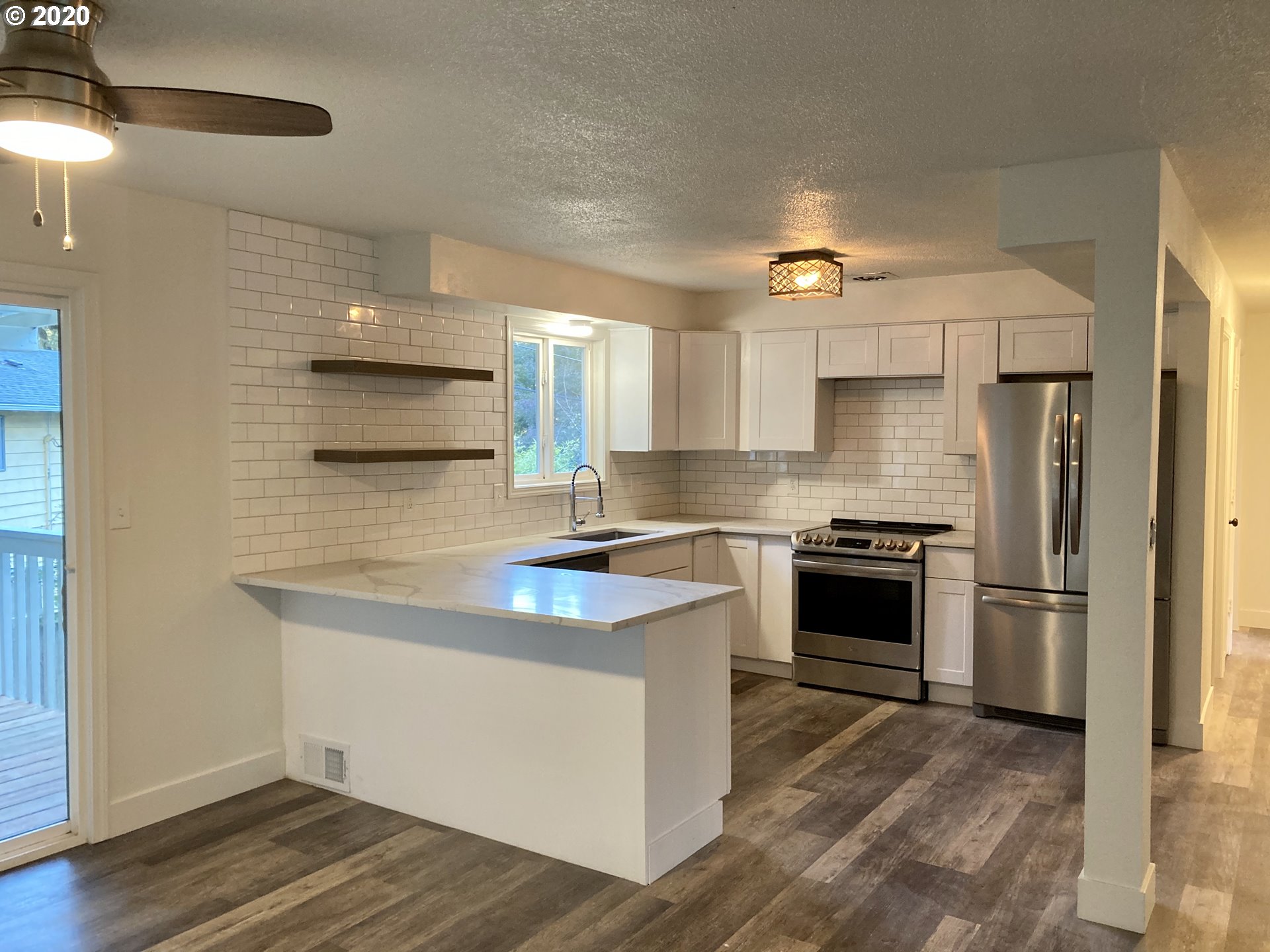 725 Mimosa Avenue Eugene, OR 97405 - Photo 3 of 19