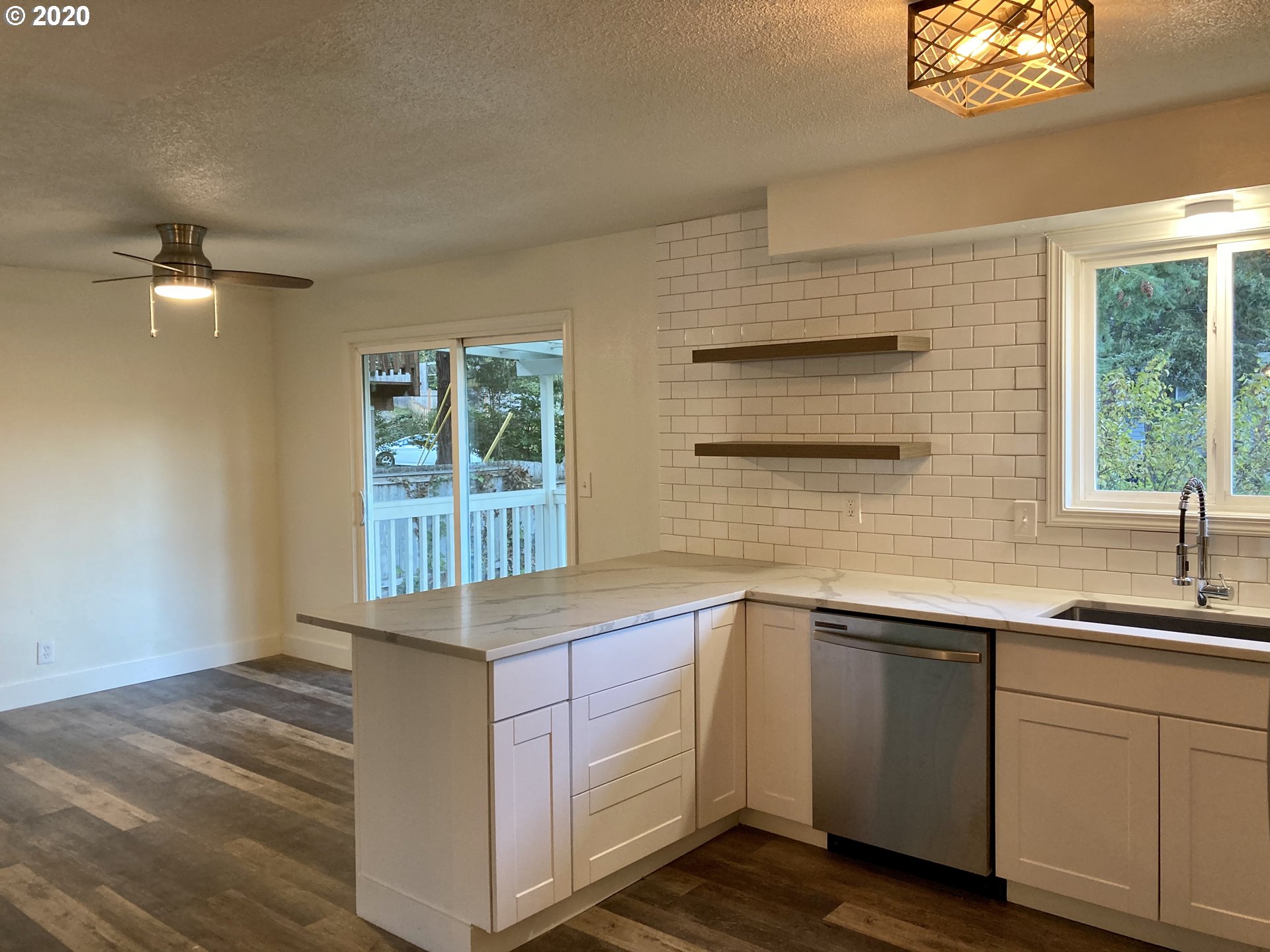 725 Mimosa Avenue Eugene, OR 97405 - Photo 8 of 19