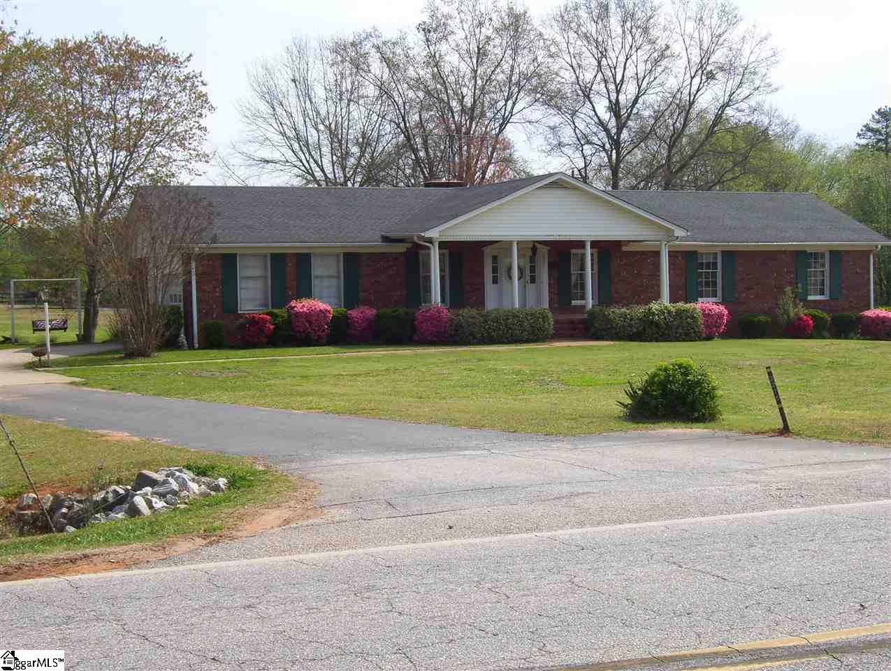 3275 East Gap Creek Road Greer, SC 29651 - Photo 1 of 18 Gallery Image 1