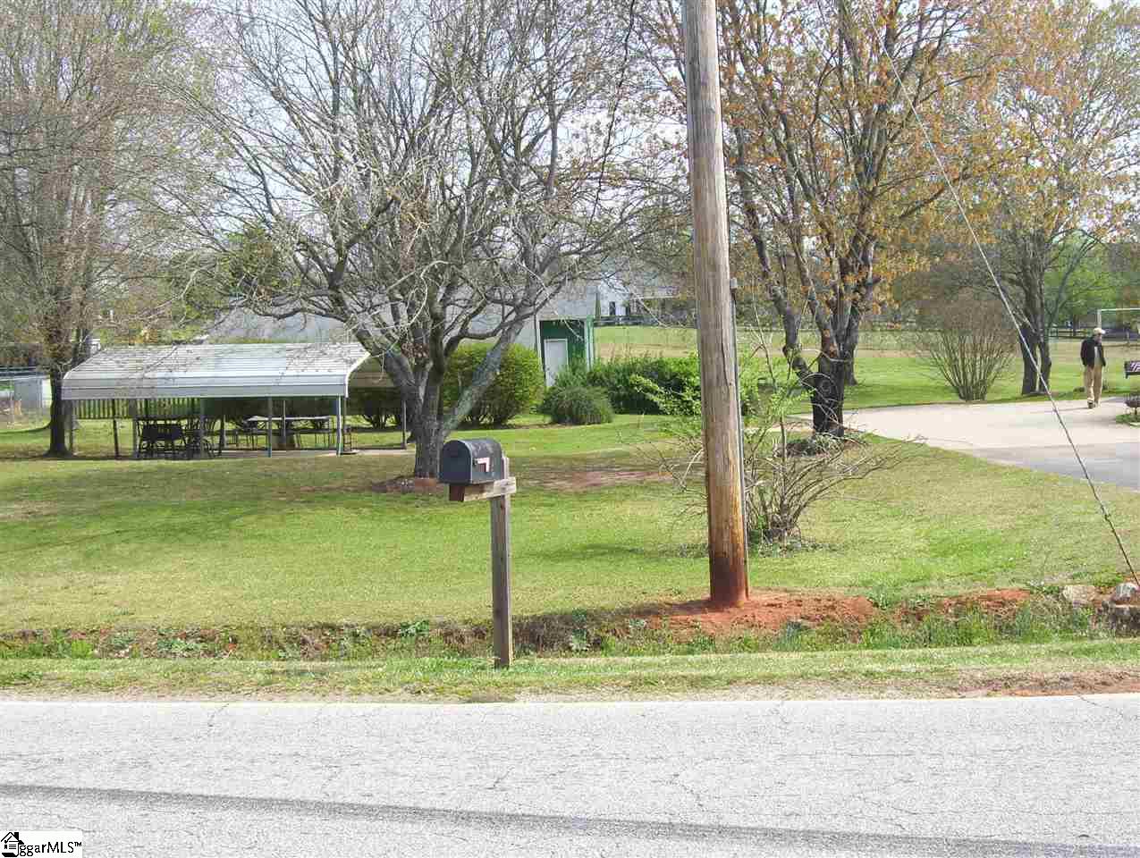 3275 East Gap Creek Road Greer, SC 29651 - Photo 2 of 18 Gallery Image 2