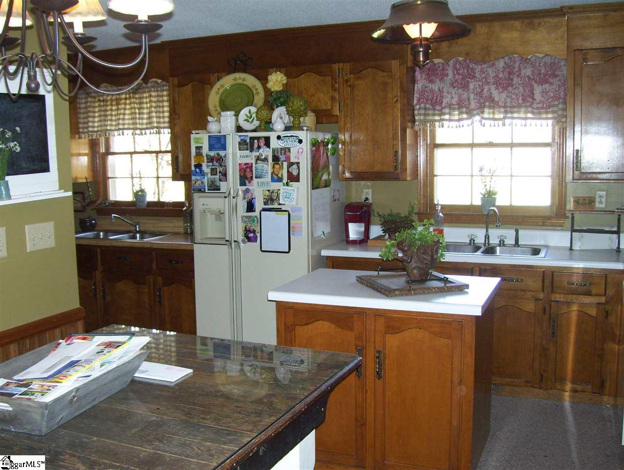 3275 East Gap Creek Road Greer, SC 29651 - Photo 13 of 18 Gallery Image 13