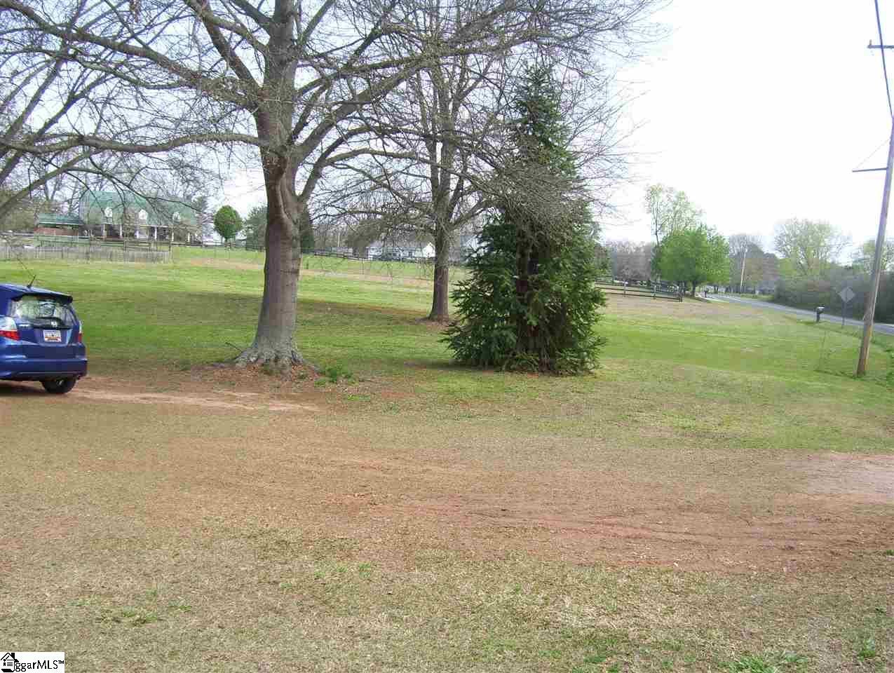 3275 East Gap Creek Road Greer, SC 29651 - Photo 5 of 18 Gallery Image 5