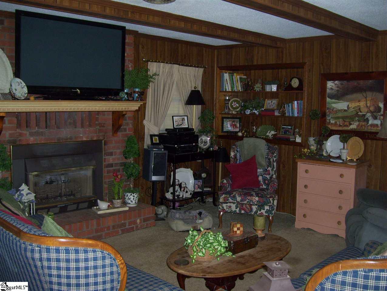 3275 East Gap Creek Road Greer, SC 29651 - Photo 10 of 18 Gallery Image 10