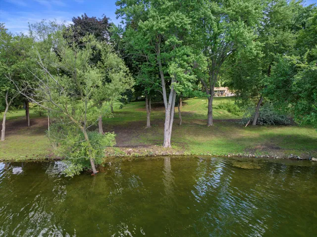 $3,700,000 | W343N6205 South Bayview Road, Unit LT2, Oconomowoc, WI 53066
