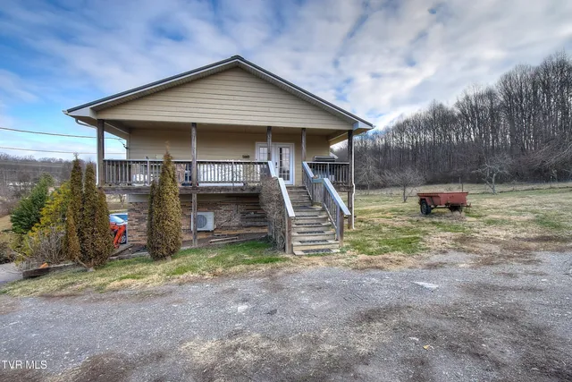 $1,300,000 | 143 Fordtown Road, Fall Branch, TN 37656