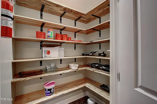 $1,300,000 | 143 Fordtown Road, Fall Branch, TN 37656