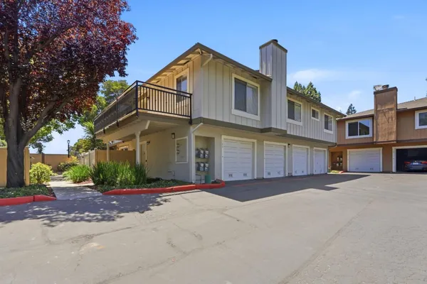 $749,000 | 709 Whitewater Court, San Jose, CA 95133