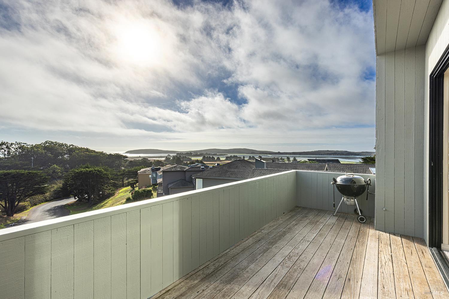 150 Cypress Loop Bodega Bay, CA 94923 - Photo 3 of 62