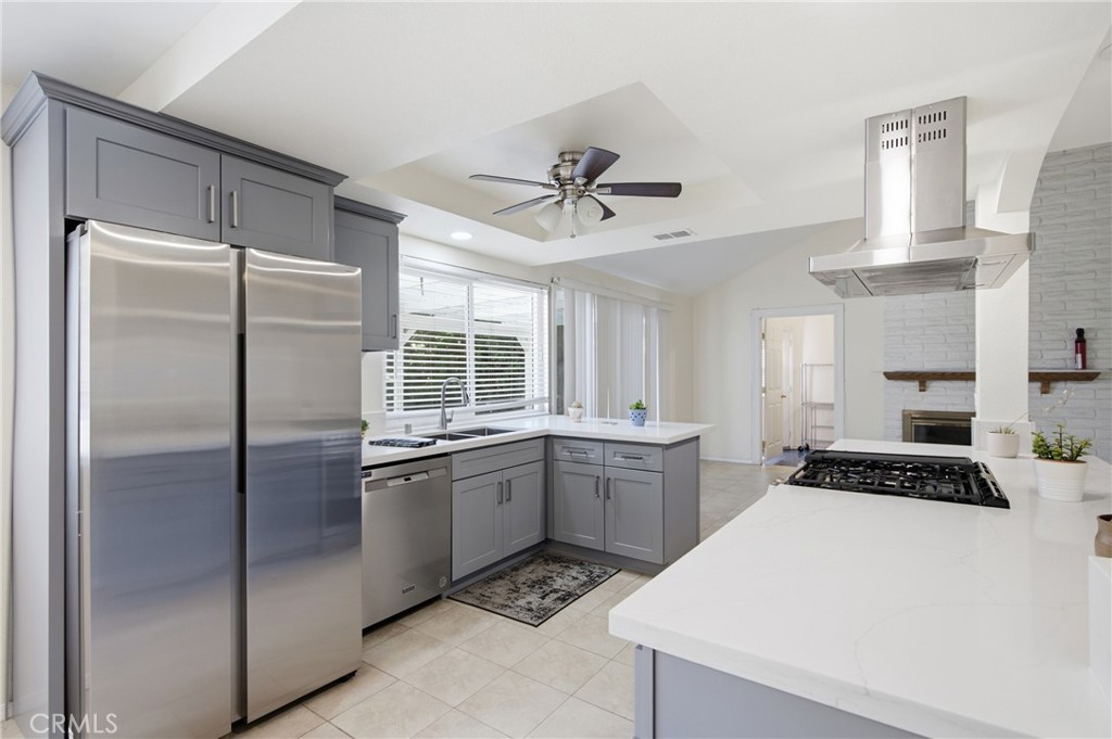 370 West Blaine Street Riverside, CA 92507 - Photo 9 of 29