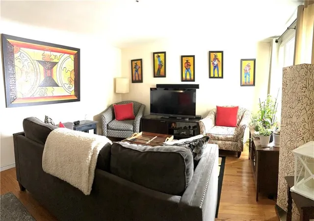 $2,000 | 58 Vale Avenue, Cranston, RI 02910