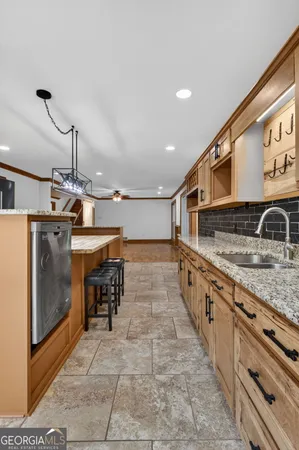 $850,000 | 916 Highway 36, Barnesville, GA 30204