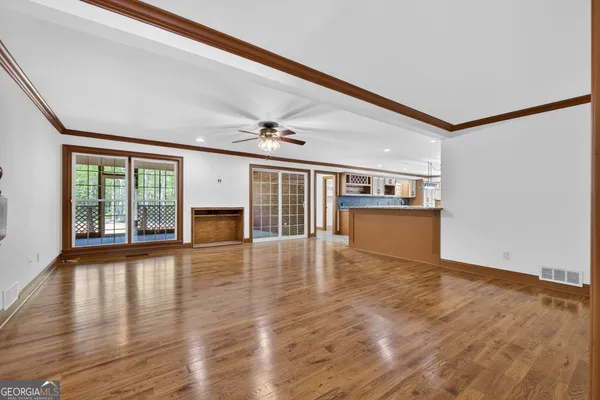 $850,000 | 916 Highway 36, Barnesville, GA 30204