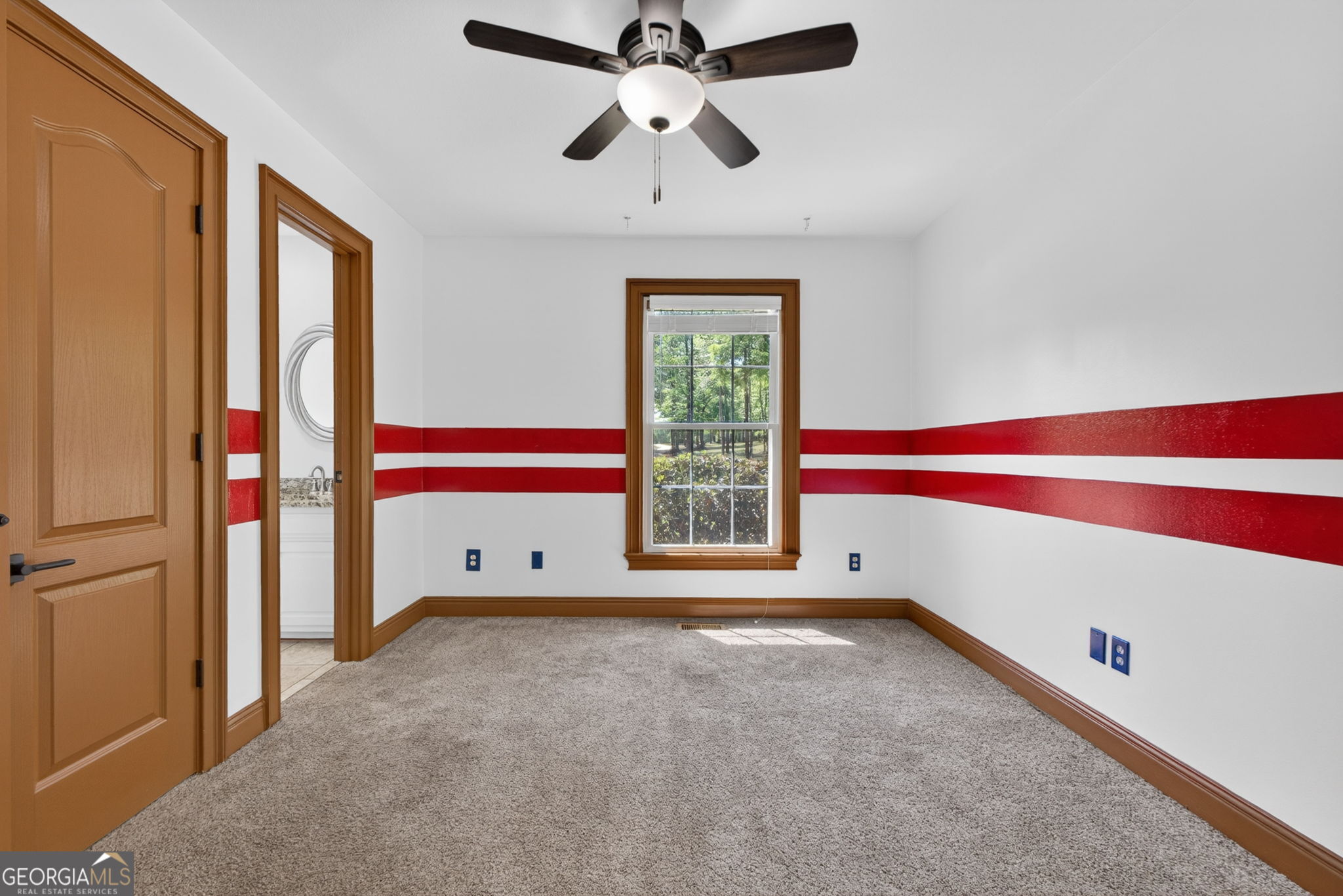 916 Highway 36 Barnesville, GA 30204 - Photo 39 of 81 a view of an empty room