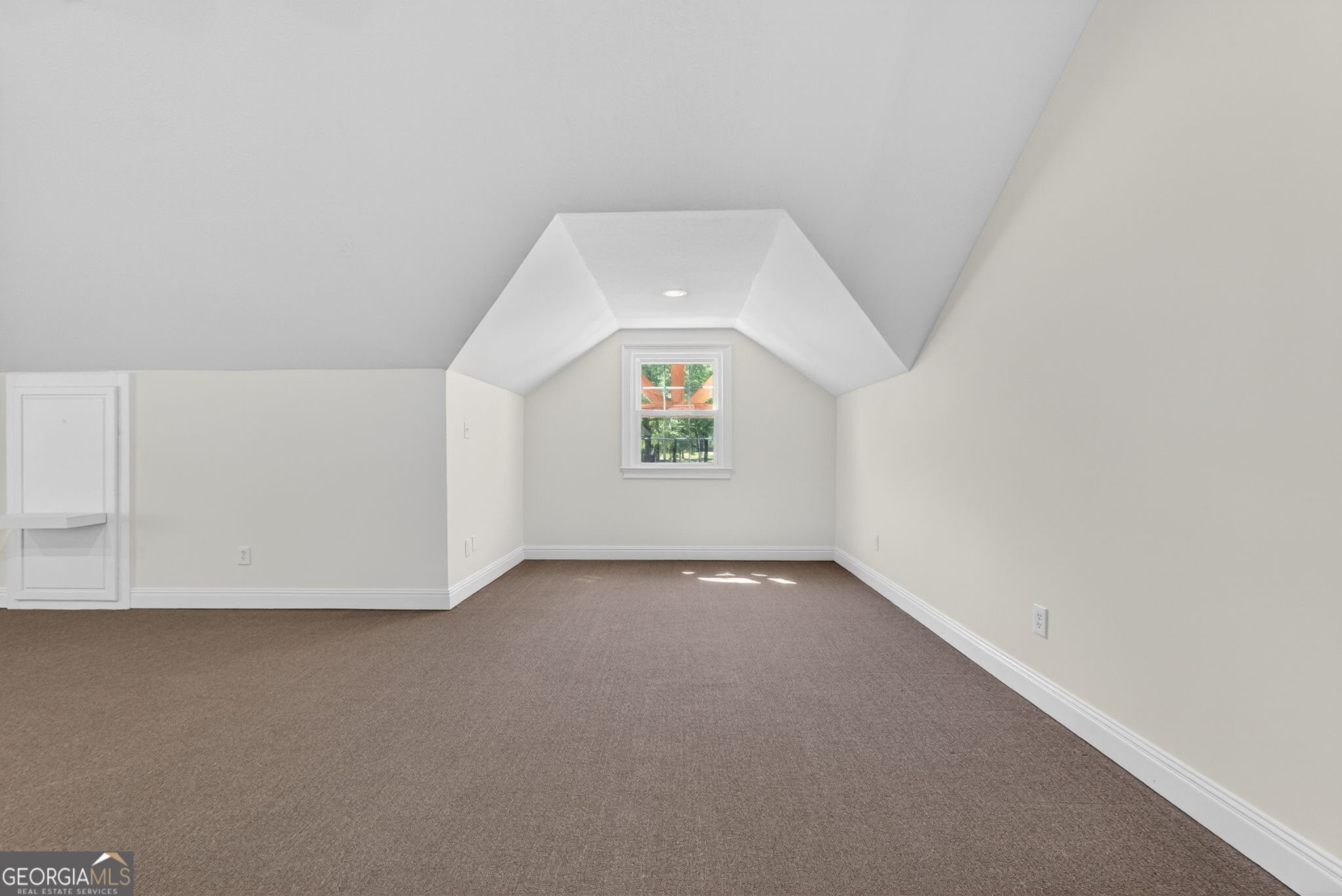 916 Highway 36 Barnesville, GA 30204 - Photo 54 of 81 a view of an empty room