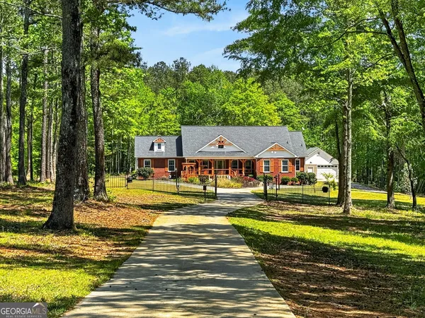 $850,000 | 916 Highway 36, Barnesville, GA 30204