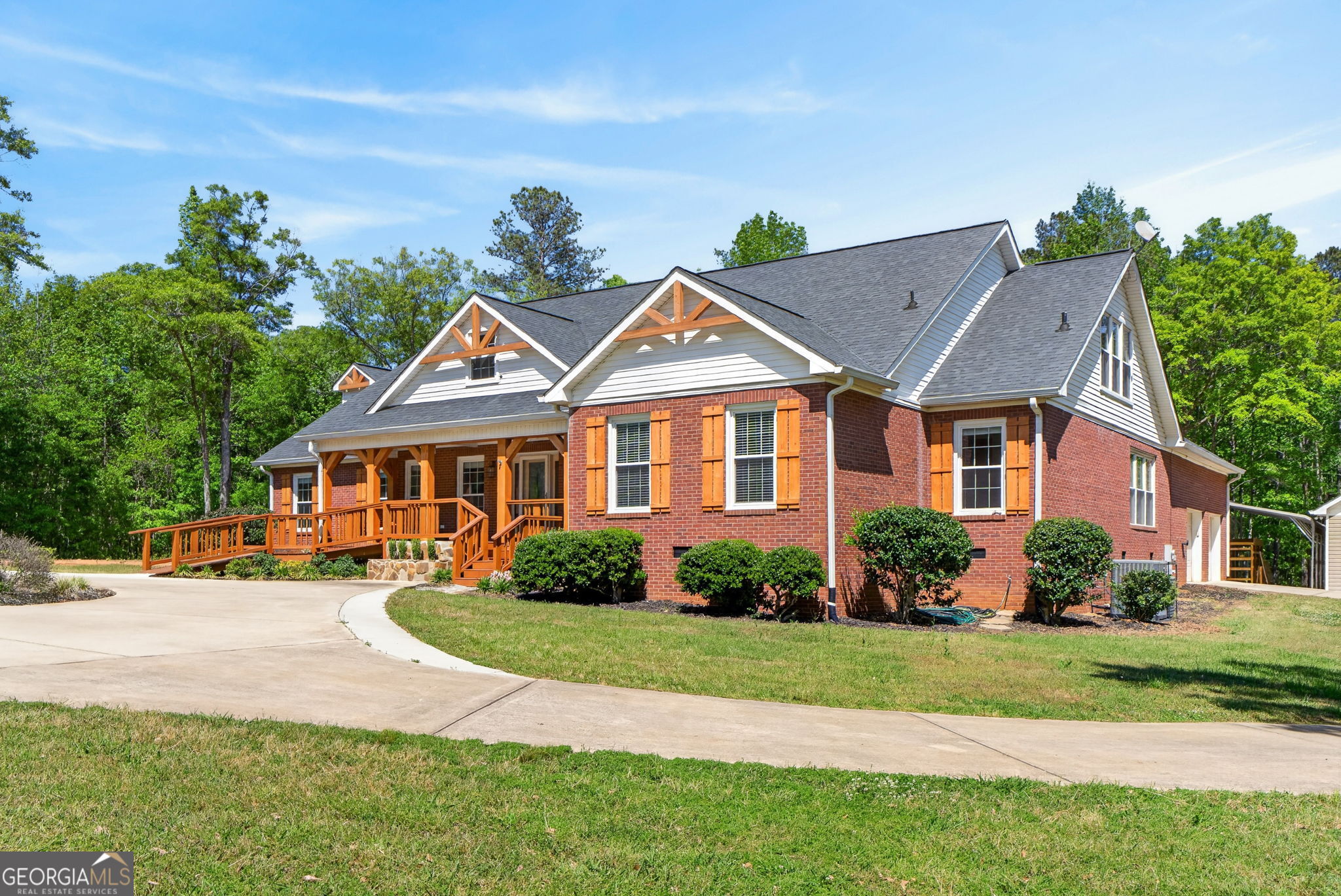 916 Highway 36 Barnesville, GA 30204 - Photo 79 of 81 a front view of a house with a yard
