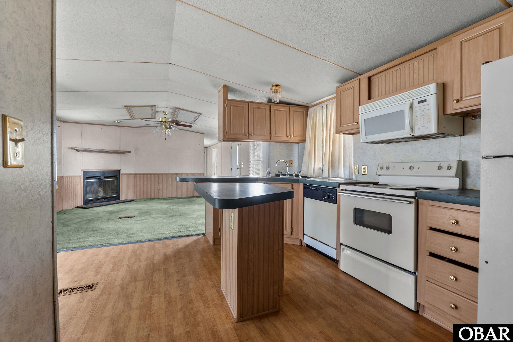 148 Rhodes Drive Columbia, NC 27925 - Photo 6 of 35