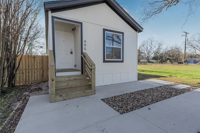 $215,000 | 499 Avenue C, Somerville, TX 77879