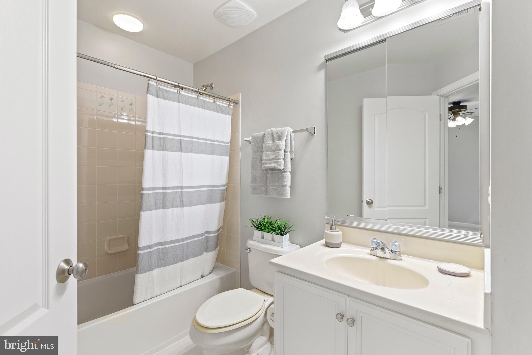 42347 Equality Street Chantilly, VA 20152 - Photo 33 of 51