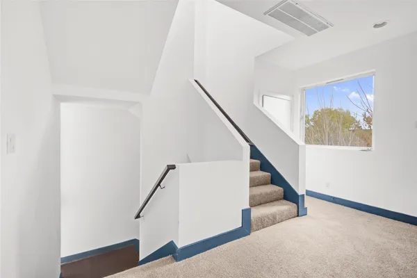 $3,200 | 3910 Austin Street, Houston, TX 77004