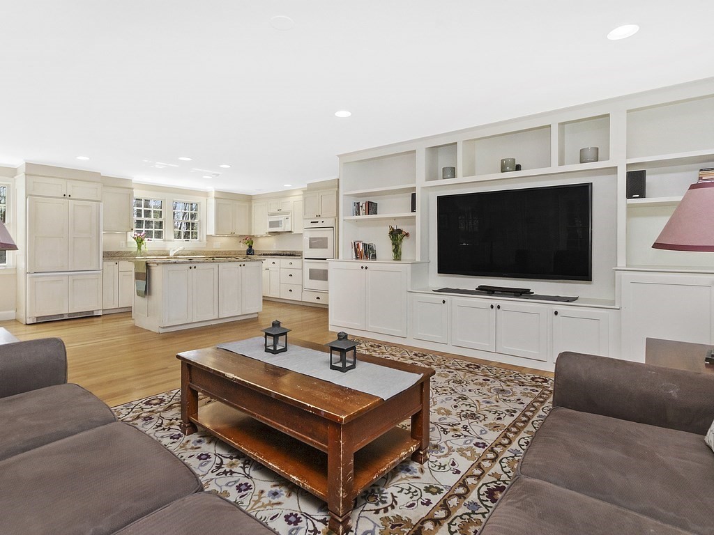 148 Weston Road Lincoln, MA 01773 - Photo 4 of 42