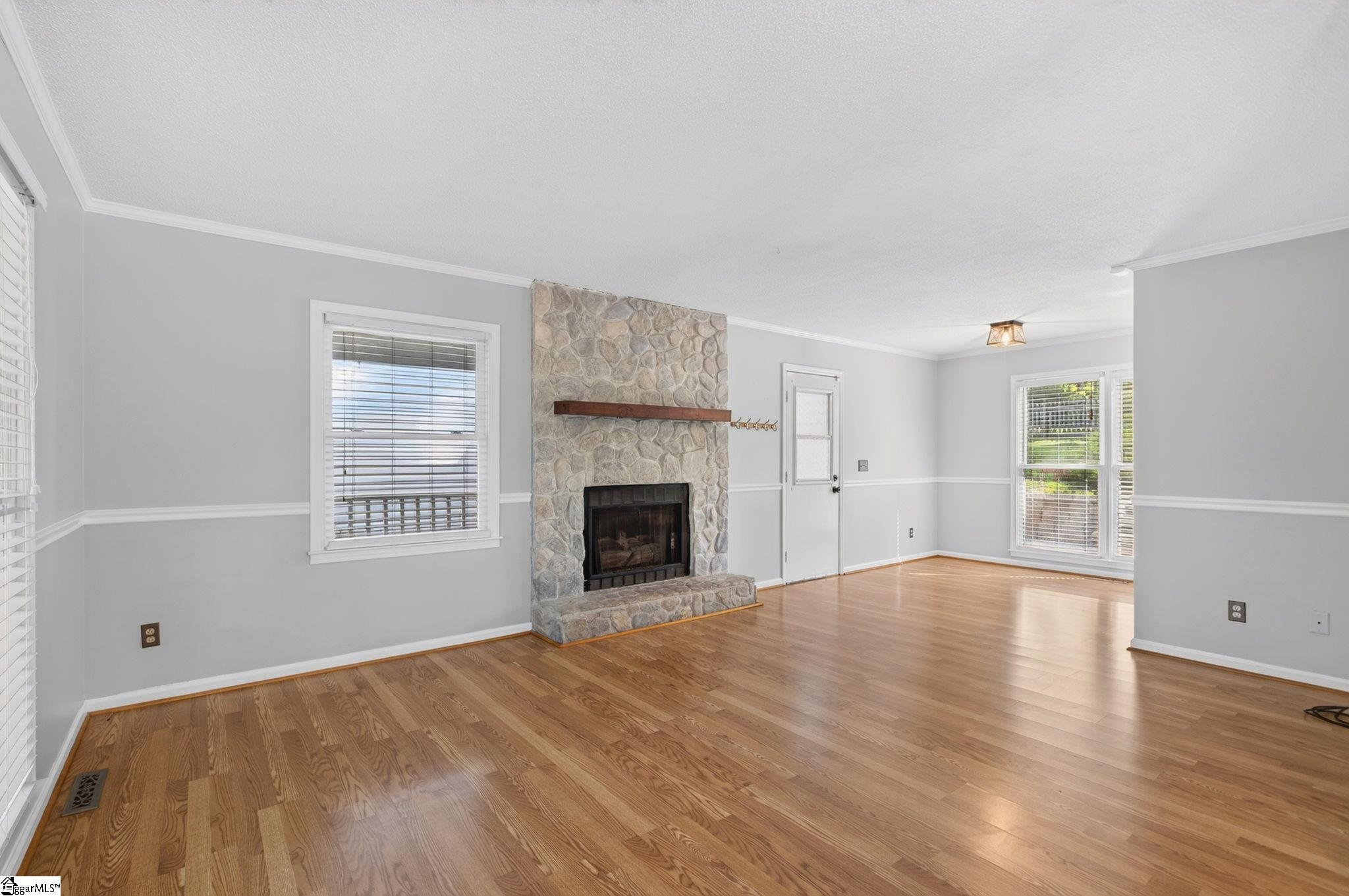 1911 Sitton Hill Road Easley, SC 29642 - Photo 4 of 41