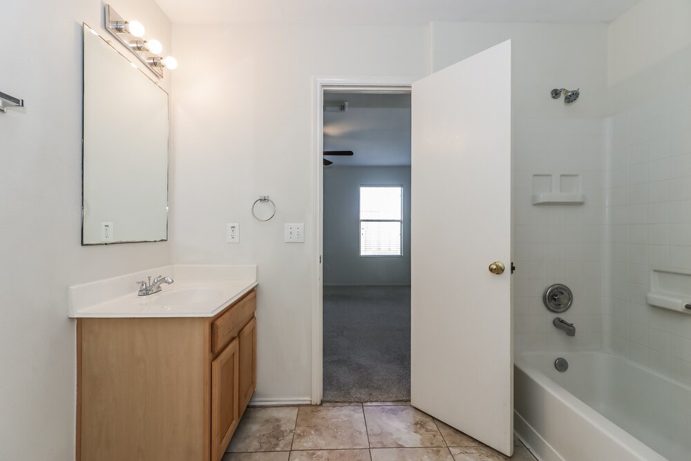 3826 Rowlock Vine Drive Houston, TX 77084 - Photo 12 of 17