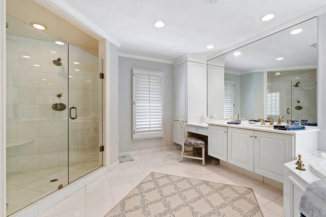 2323 Areca Palm Road Boca Raton, FL 33432 - Photo 17 of 64 017-2323ArecaPalmRd-BocaRaton-FL-small