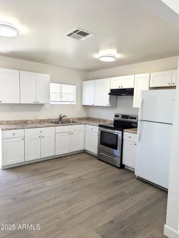 $1,645 | 2536 East Culver Street, Phoenix, AZ 85008