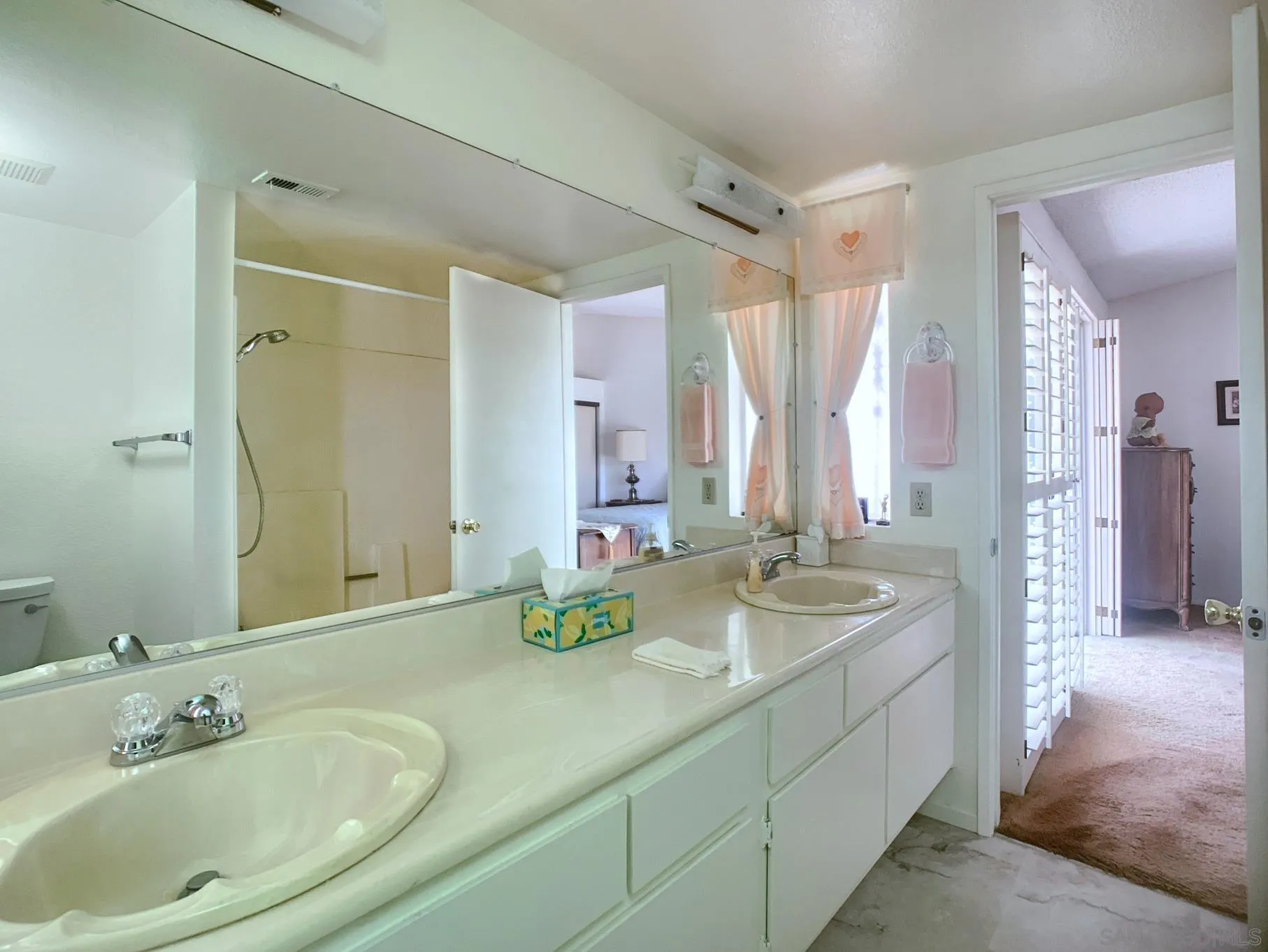2552 Wind River Road El Cajon, CA 92019 - Photo 22 of 42 98" (8'2") Vanity with Double Sink & Tub/Shower Combo in Primary Bathroom