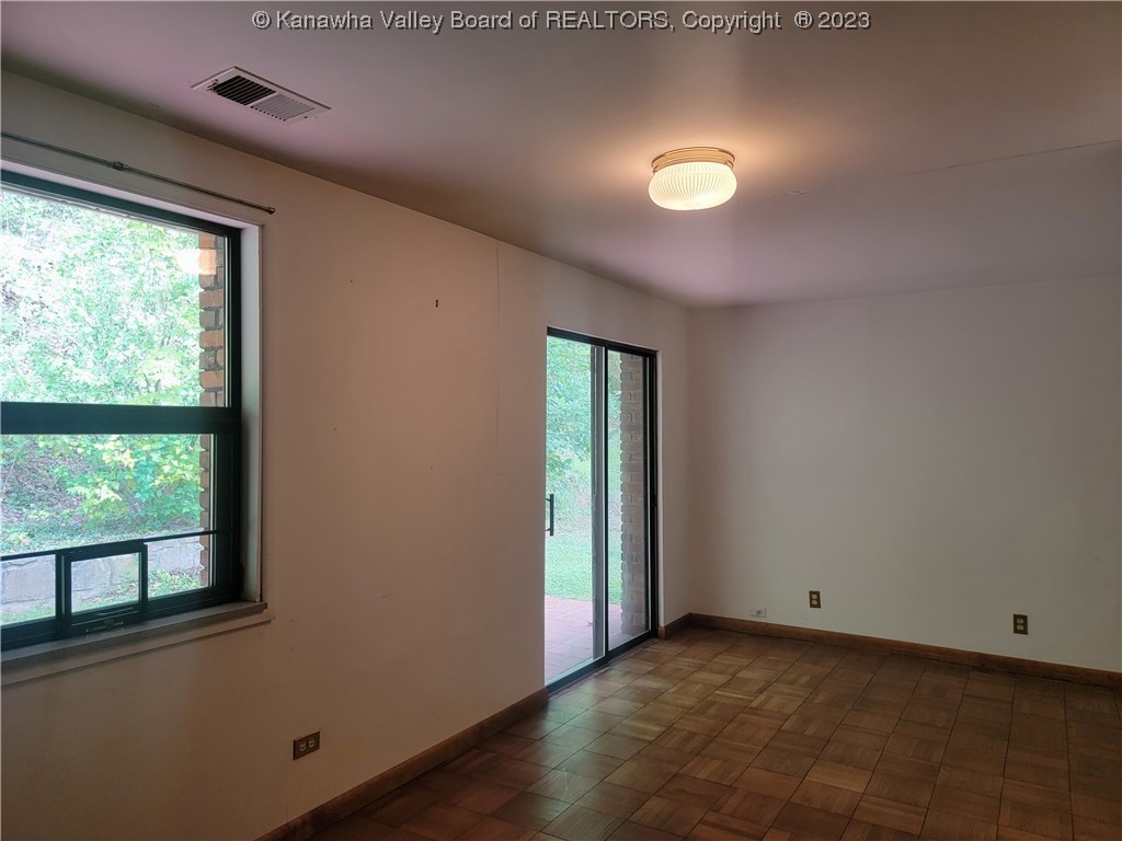 4550 Midway Road Yawkey, WV 25573 - Photo 9 of 18 Gallery Image 9