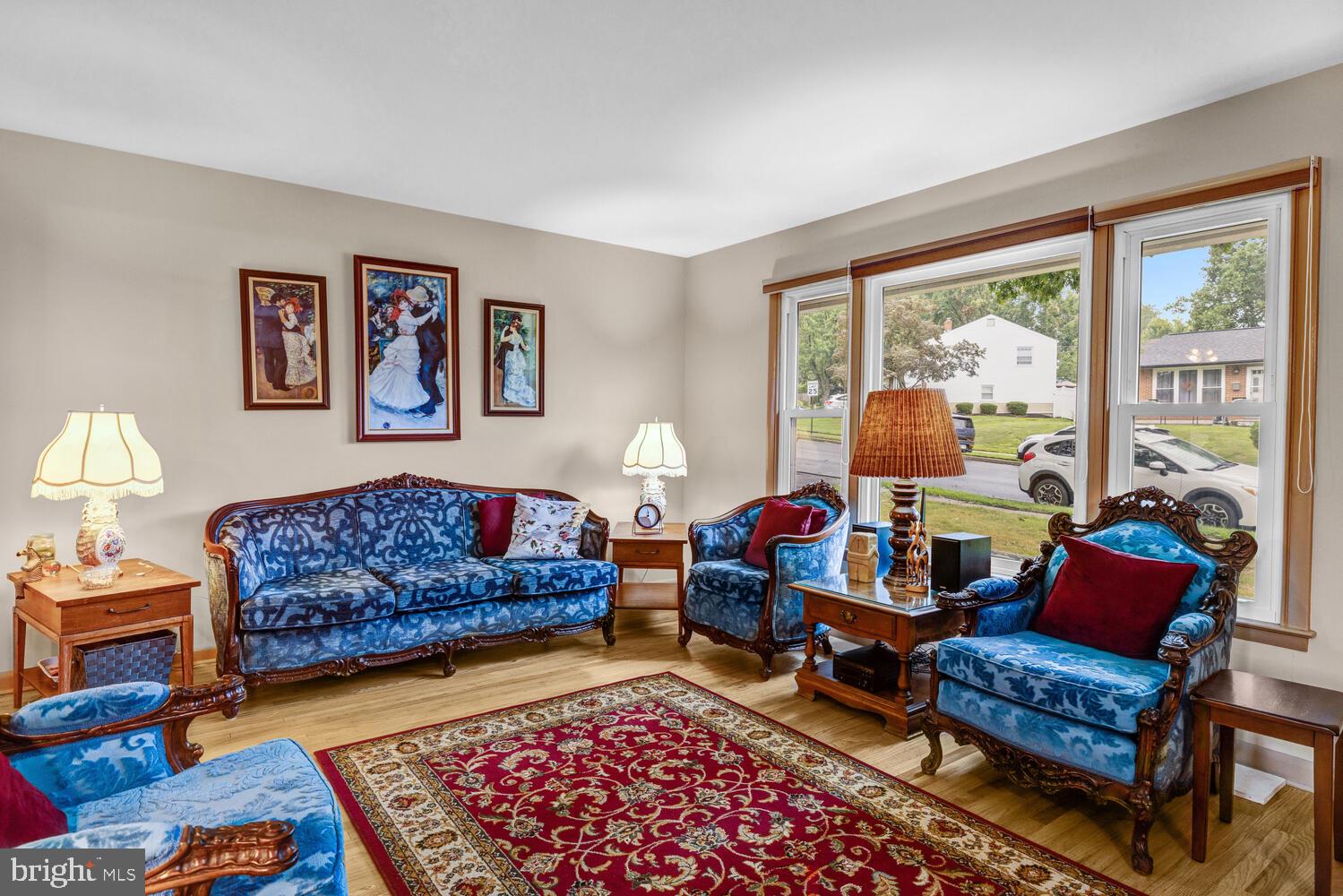 2962 Grisdale Road Abington, PA 19001 - Photo 3 of 29 spacious, bright living room