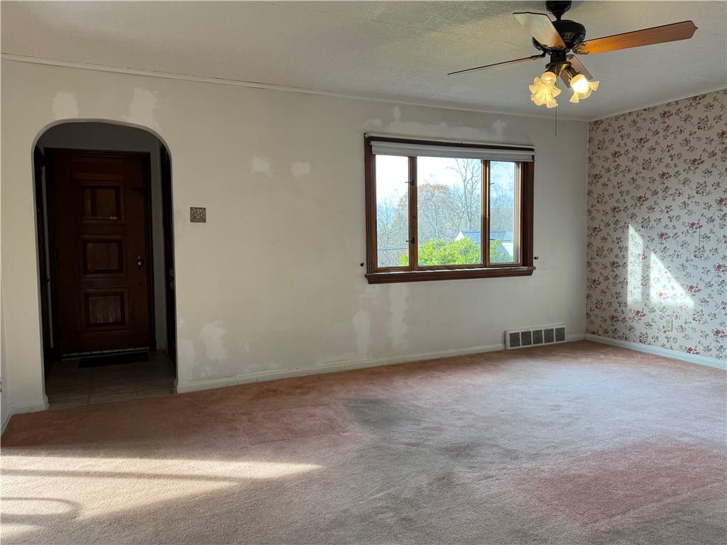 2086 River Hill Road Monongahela, PA 15063 - Photo 11 of 23 an empty room with windows and closet