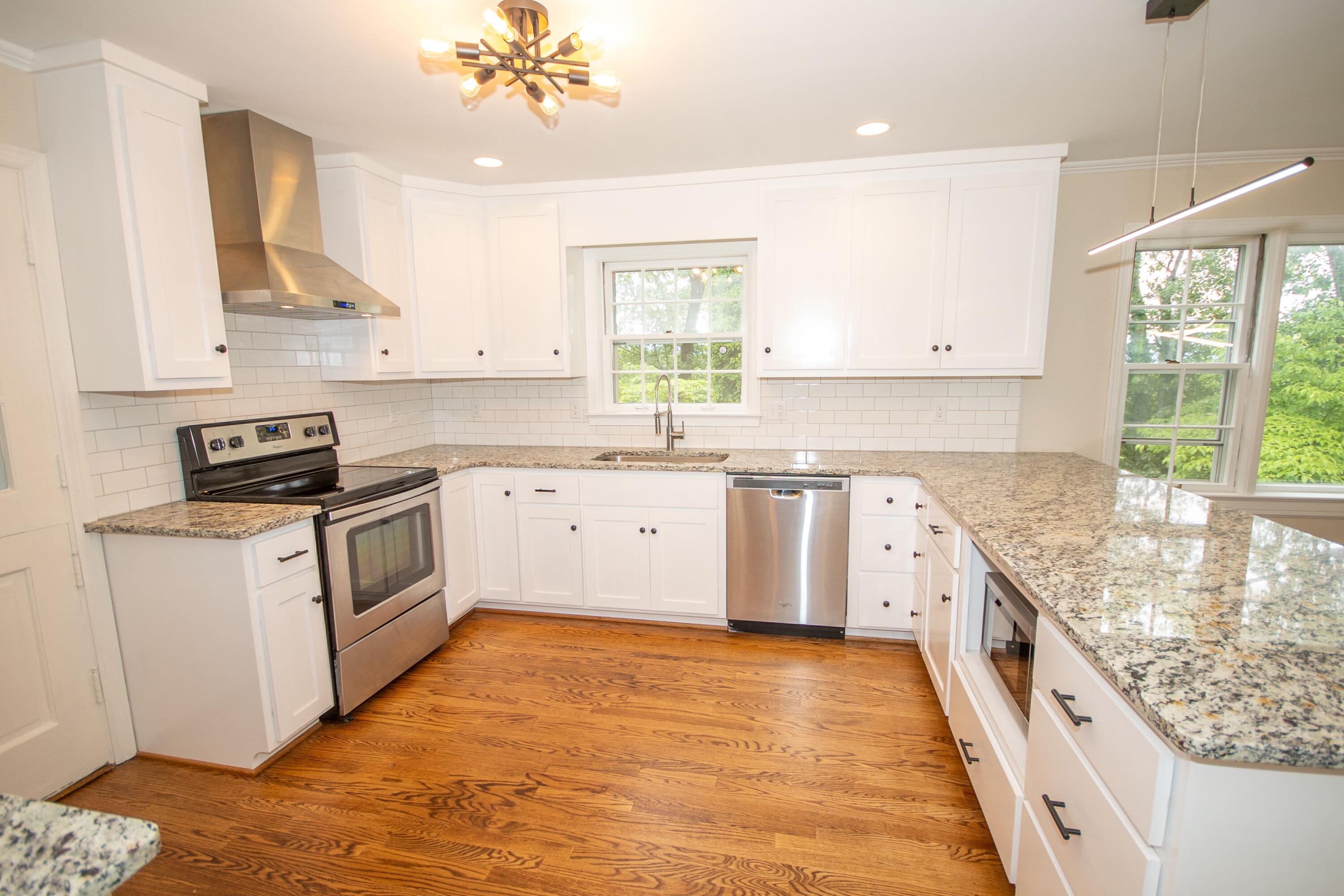 2607 Nottingham Road Southeast Roanoke, VA 24014 - Photo 15 of 48 Nottingham - 12