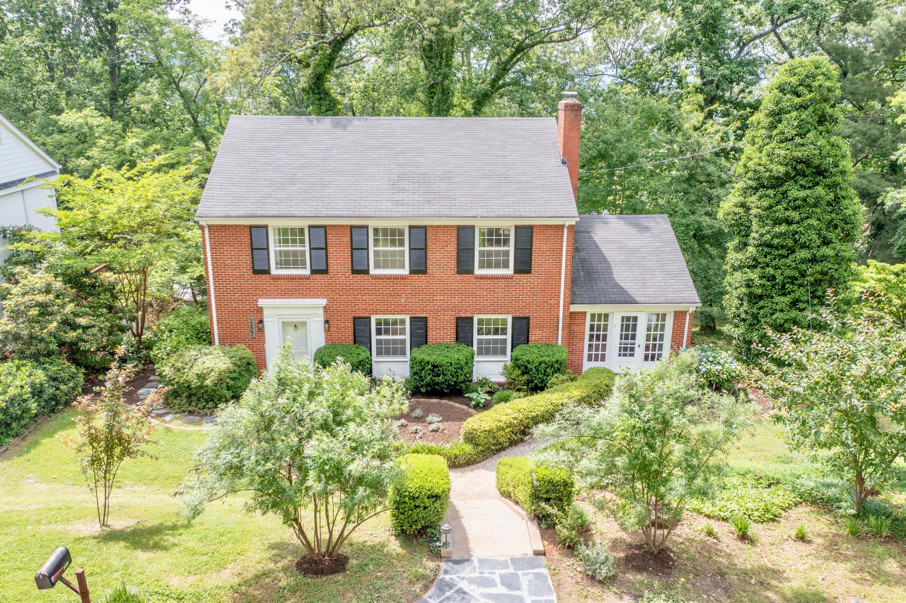 2607 Nottingham Road Southeast Roanoke, VA 24014 - Photo 6 of 48 Nottingham - 3