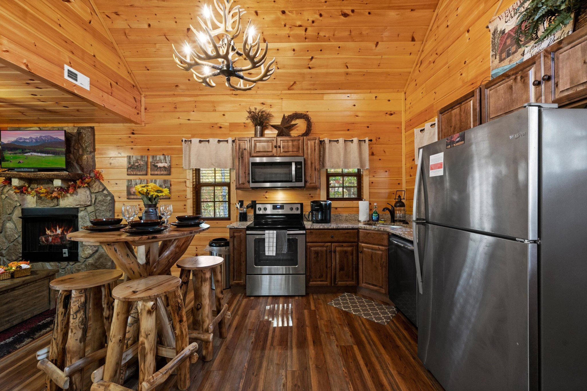 1948 Kinfolks Ridge Way Sevierville, TN 37876 - Photo 6 of 24 Gallery Image 6