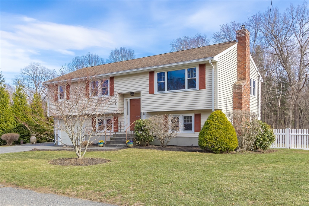 65 Appledor Road Framingham, MA 01701 - Photo 1 of 33