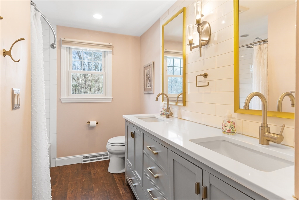 65 Appledor Road Framingham, MA 01701 - Photo 13 of 33