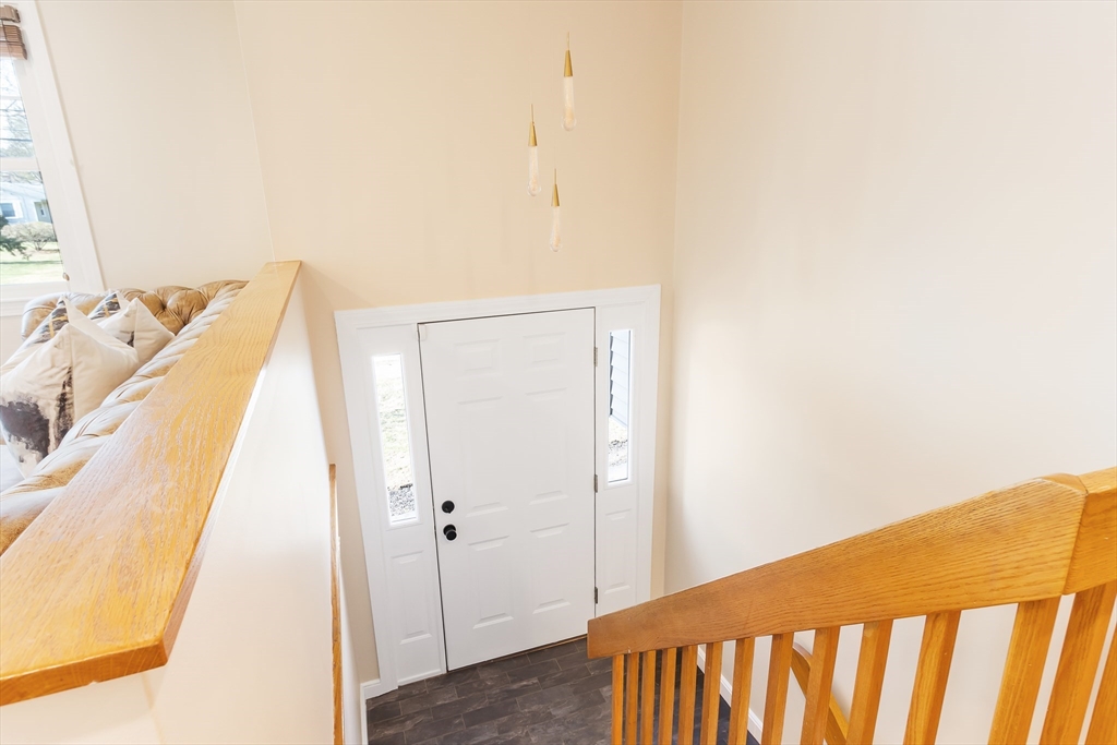 65 Appledor Road Framingham, MA 01701 - Photo 19 of 33