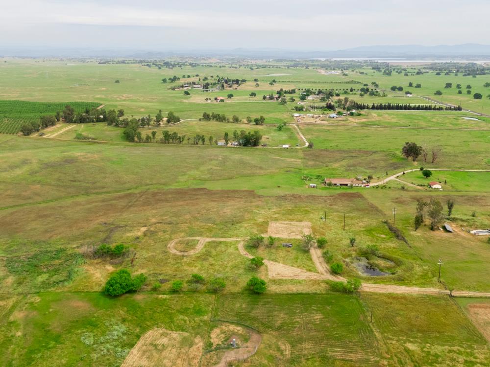 19043 East Liberty Road Clements, CA 95227 - Photo 5 of 14