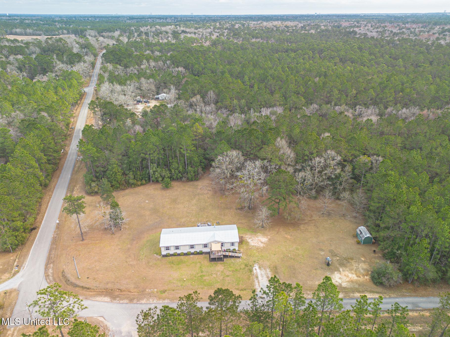 11073 Jolly Road Biloxi, MS 39532 - Photo 28 of 29 Jolly-25