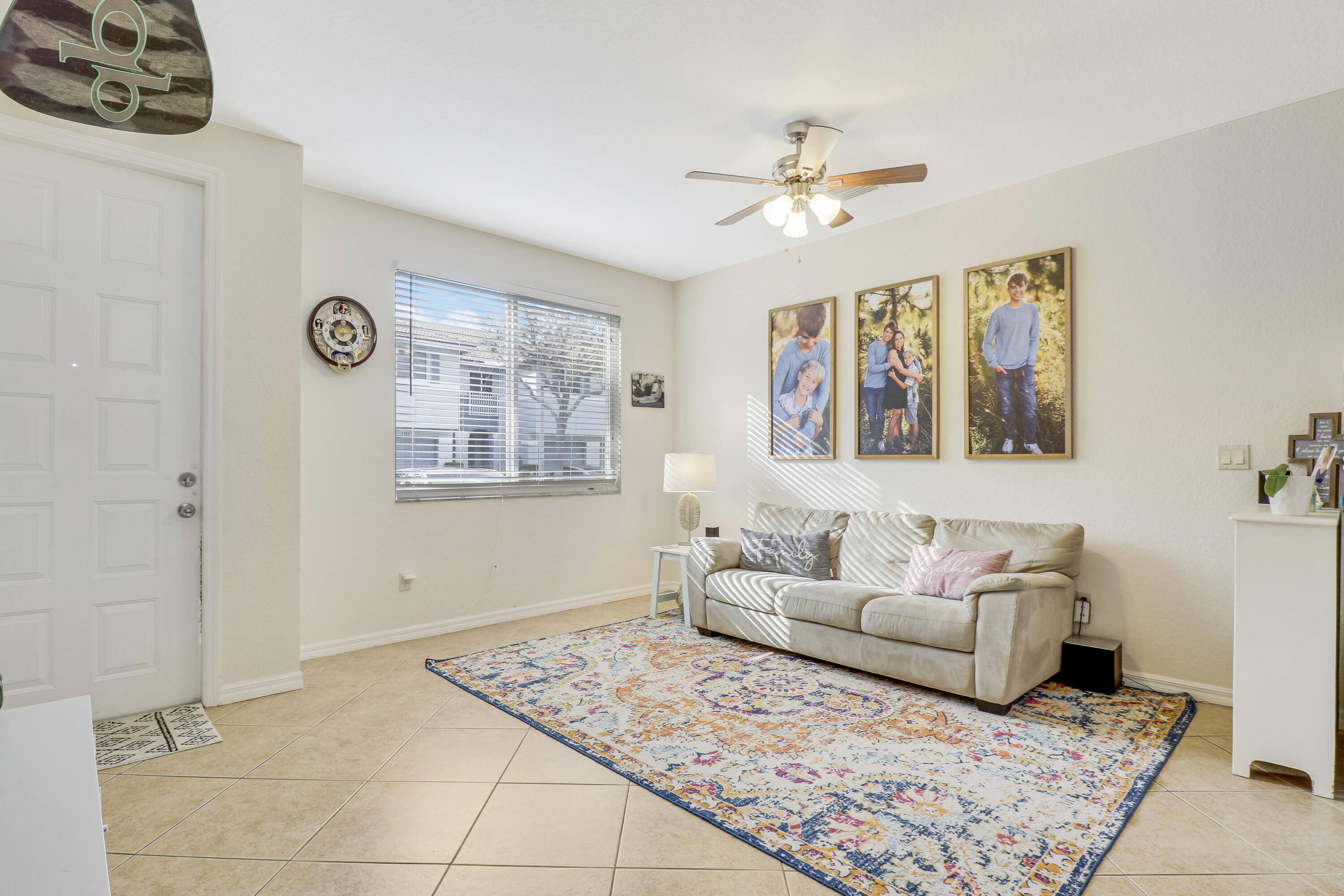 3552 Oleander Terrace Riviera Beach, FL 33404 - Photo 5 of 28 House1-5