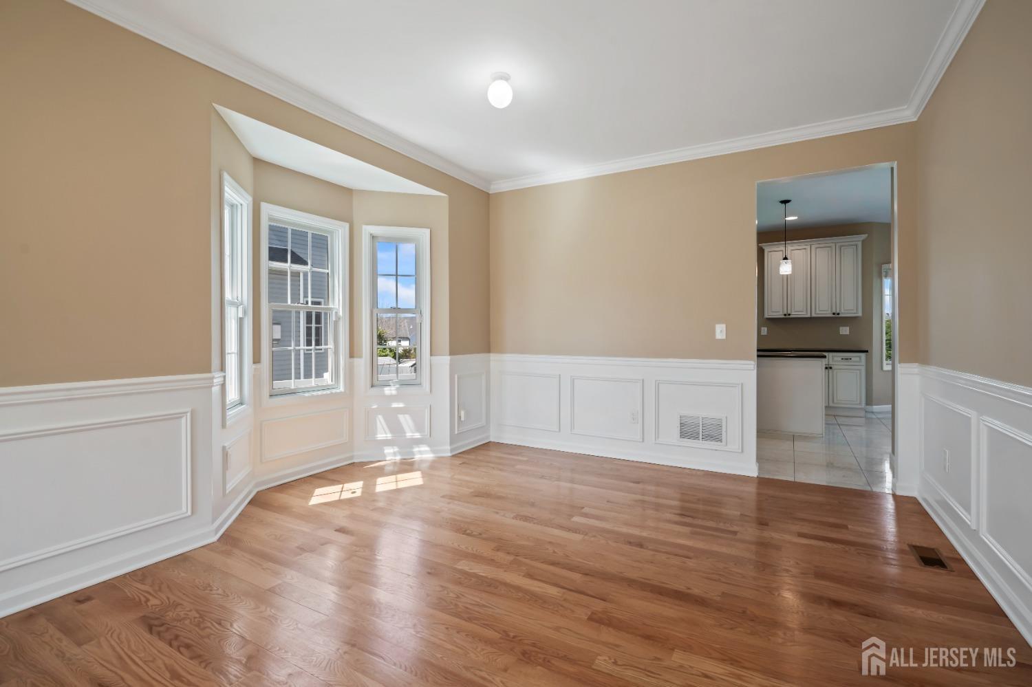 120 Normandy Road Colonia, NJ 07067 - Photo 12 of 53 Gallery Image 12