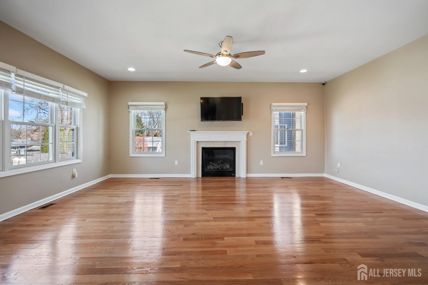 120 Normandy Road Colonia, NJ 07067 - Photo 13 of 53 Gallery Image 13