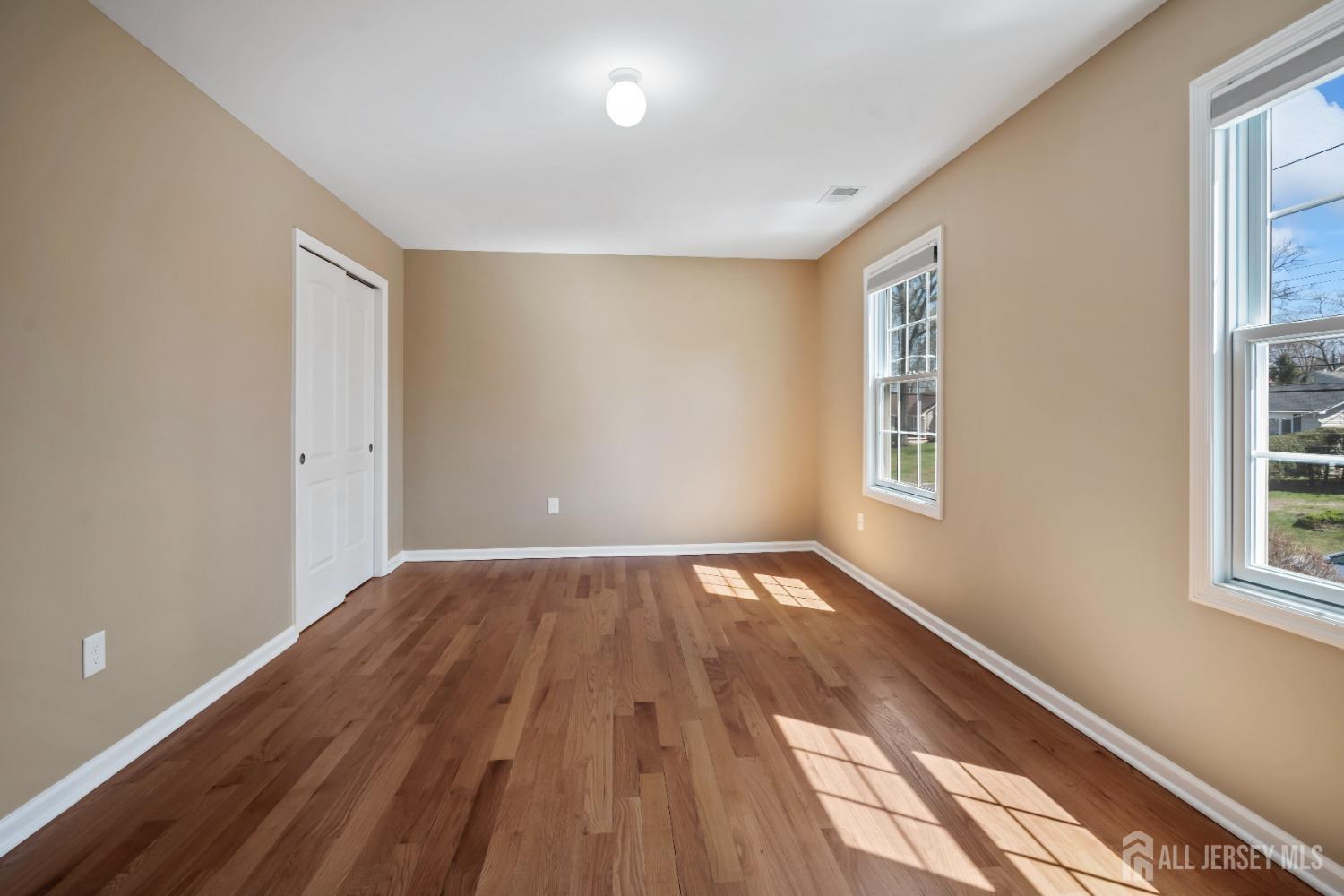 120 Normandy Road Colonia, NJ 07067 - Photo 30 of 53 Gallery Image 30