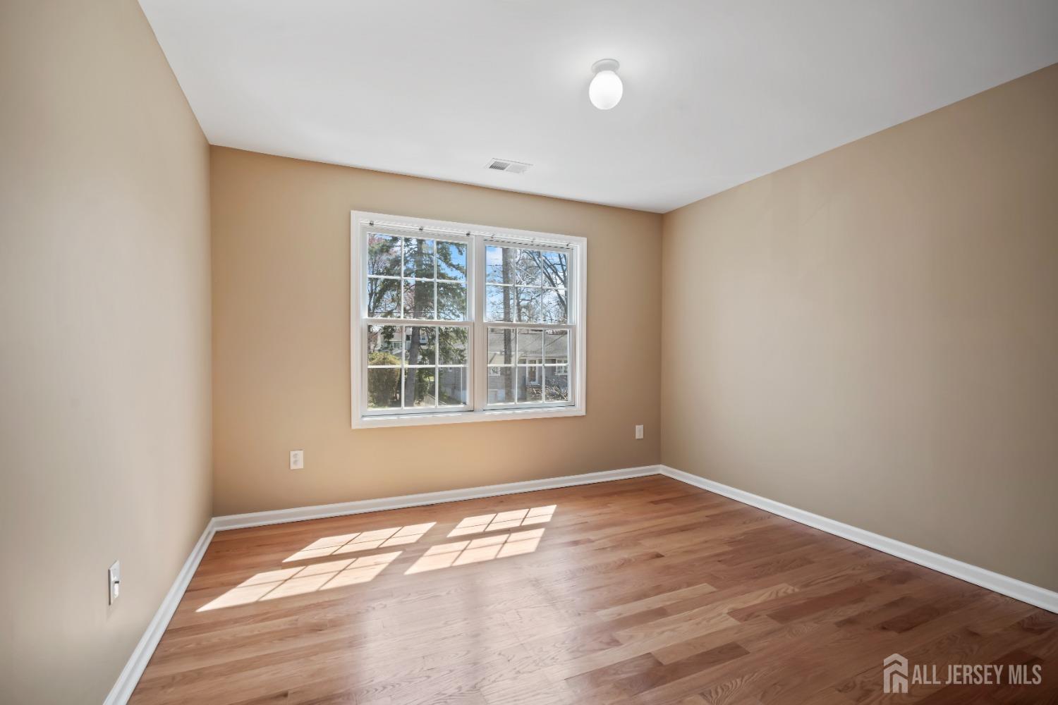 120 Normandy Road Colonia, NJ 07067 - Photo 32 of 53 Gallery Image 32